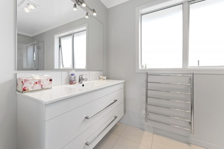 Photo of property in 17 Briar Crescent, Alexandra, 9320