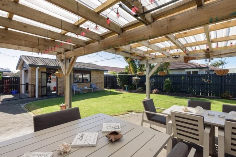 Photo of property in 9 Russley Drive, Mount Maunganui, 3116