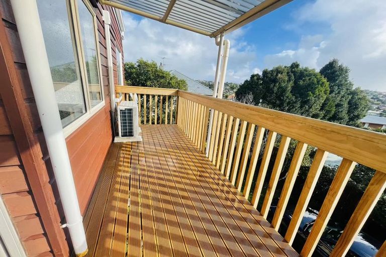 Photo of property in 1/85 Ocean View Road, Hillcrest, Auckland, 0627