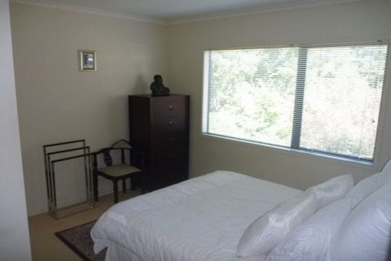 Photo of property in 22 Catrina Avenue, Birkenhead, Auckland, 0626