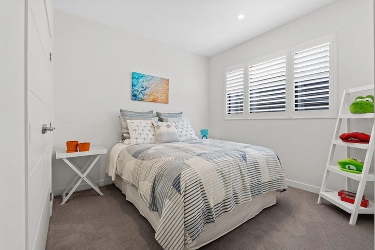 Photo of property in 3 Rockpool Road, Orewa, 0931