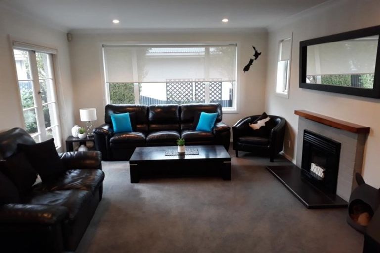 Photo of property in 18 Glencoe Street, Burnside, Christchurch, 8053