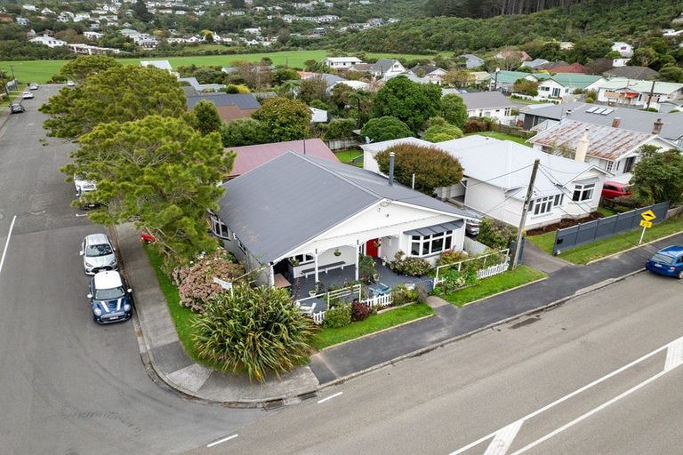 Photo of property in 9 Marshall Street, Karori, Wellington, 6012