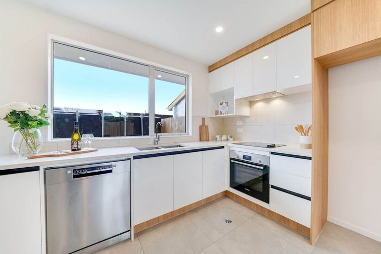Photo of property in 34d James Street, Mangere East, Auckland, 2024