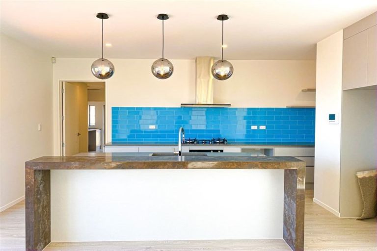 Photo of property in 155 Godfrey Drive, Orewa, 0931