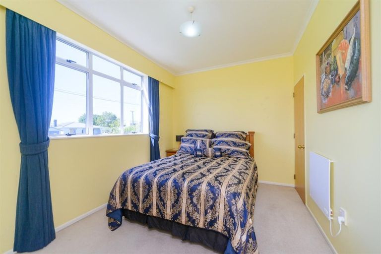 Photo of property in 20 Ross Street, Marton, 4710