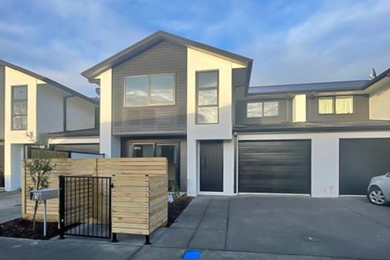 Photo of property in 62 Martingale Drive, Whitby, Porirua, 5024