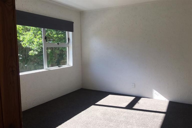 Photo of property in 4 Mcleod Street, Helensville, 0800