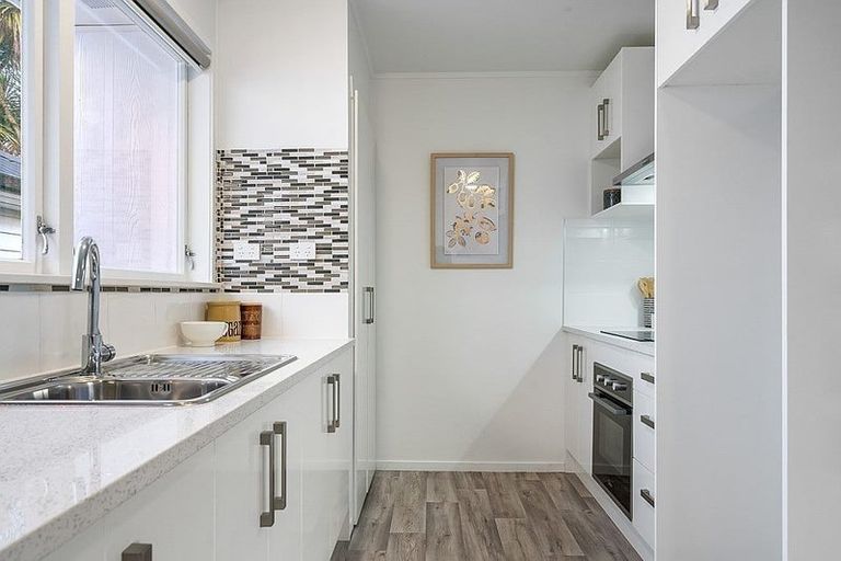 Photo of property in 45 Aarts Avenue, Manurewa, Auckland, 2102