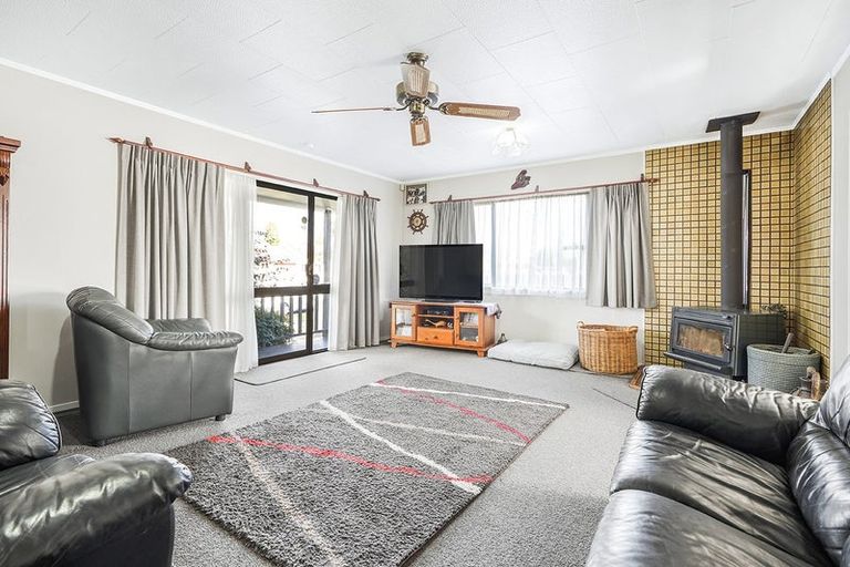 Photo of property in 24 Enfield Street, Nawton, Hamilton, 3200