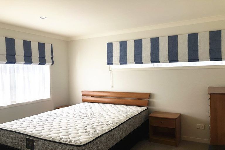 Photo of property in 73 Bayvista Drive, Karaka, Papakura, 2113