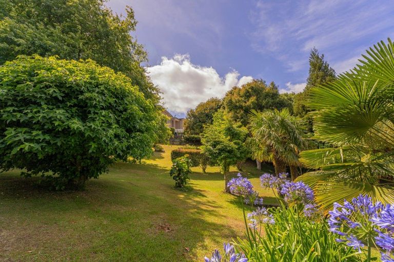 Photo of property in 16 Ohuka Place, Whitianga, 3510