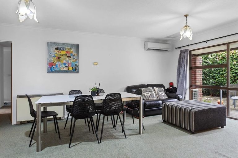 Photo of property in 29 Glenburn Place, Avonhead, Christchurch, 8042