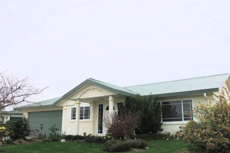 Photo of property in 4 Dules Walk, Taradale, Napier, 4112