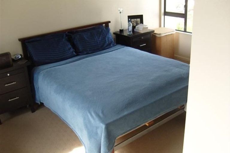 Photo of property in 6b Atamira Close, Churton Park, Wellington, 6037