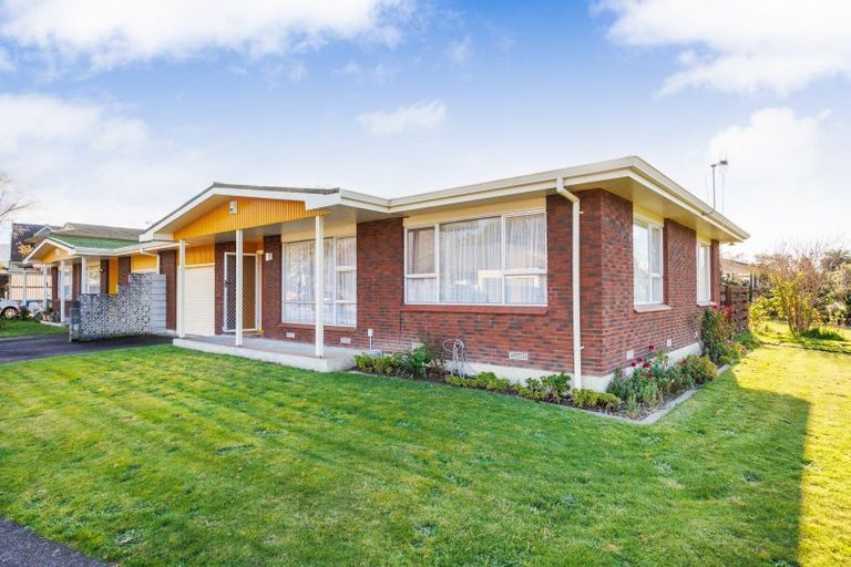 Photo of property in 59 Buick Crescent, Awapuni, Palmerston North, 4412