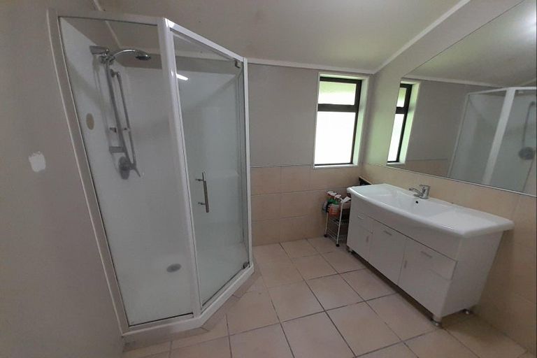 Photo of property in 32a Dunk Place, Milson, Palmerston North, 4414