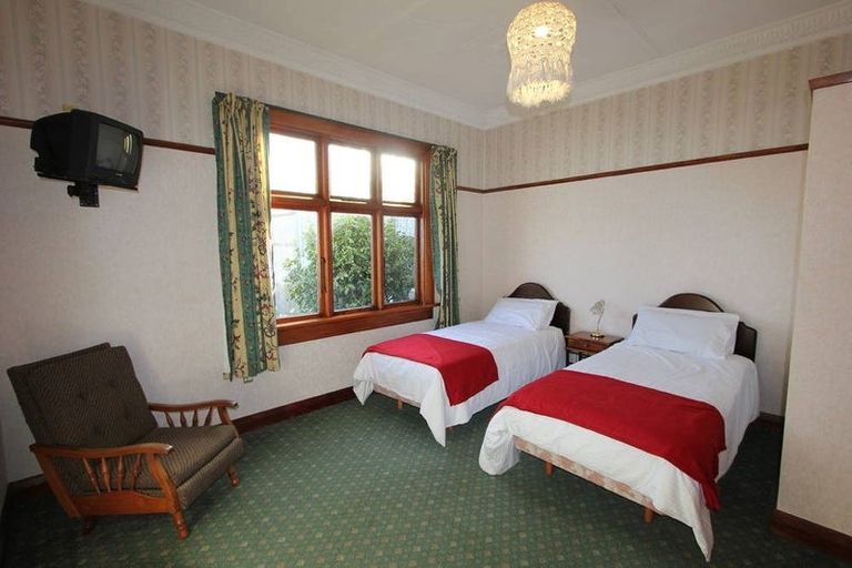 Photo of property in 75 Forfar Street, Clyde Hill, Dunedin, 9011