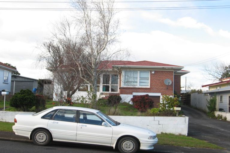 Photo of property in 30 Clayton Road, Manurewa, Auckland, 2102