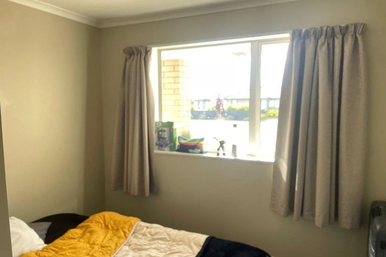 Photo of property in 24 Reuben Avenue, Rolleston, 7615