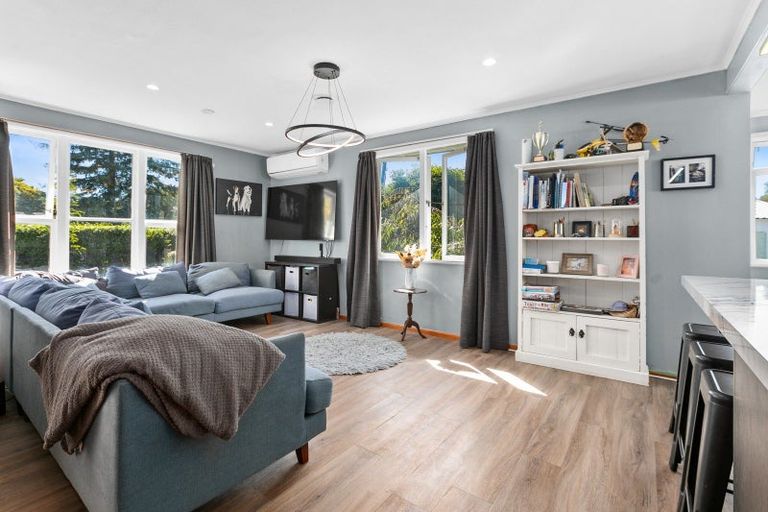 Photo of property in 30 Bibby Street, Waipawa, 4210