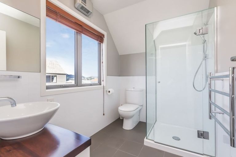 Photo of property in 9a Treasure Grove, Hataitai, Wellington, 6021