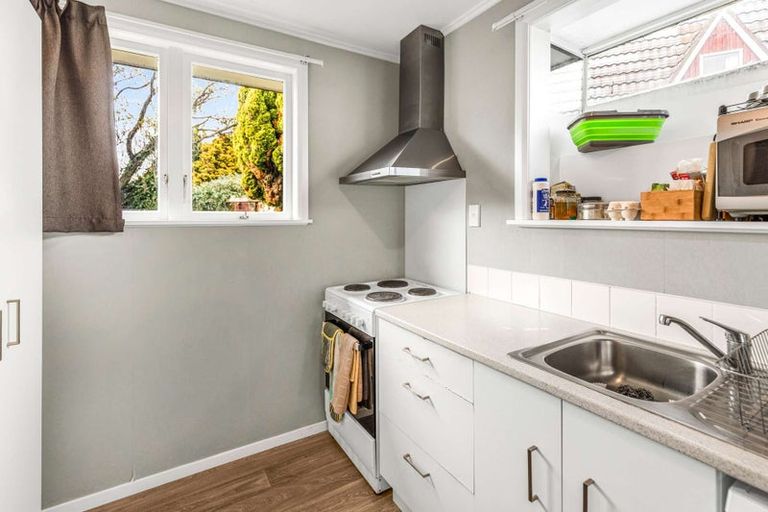 Photo of property in 1 Dampier Avenue, Awapuni, Palmerston North, 4412