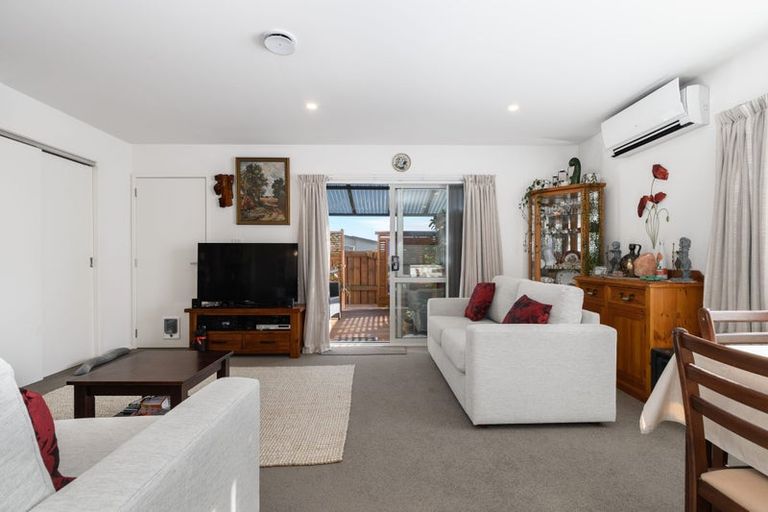 Photo of property in 301/11 Kamahi Crescent, Papamoa Beach, Papamoa, 3118