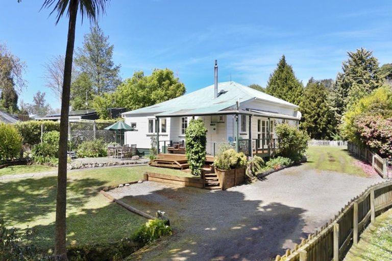 Photo of property in 11a Grammar Street, Kimbolton, 4777