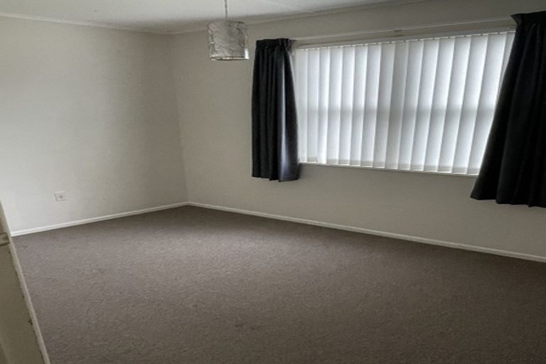 Photo of property in 31 Lynda Avenue, Paparangi, Wellington, 6037