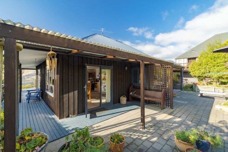 Photo of property in 17 Te Ra Crescent, Diamond Harbour, 8972