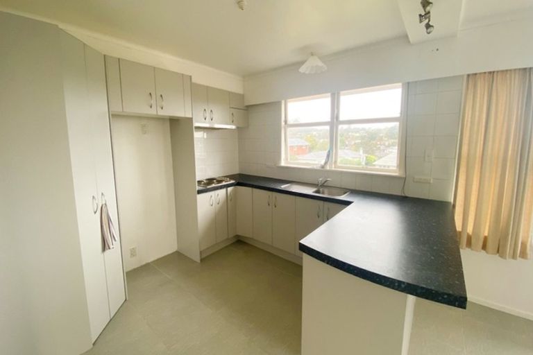 Photo of property in 14 Meadowvale Avenue, Forrest Hill, Auckland, 0620