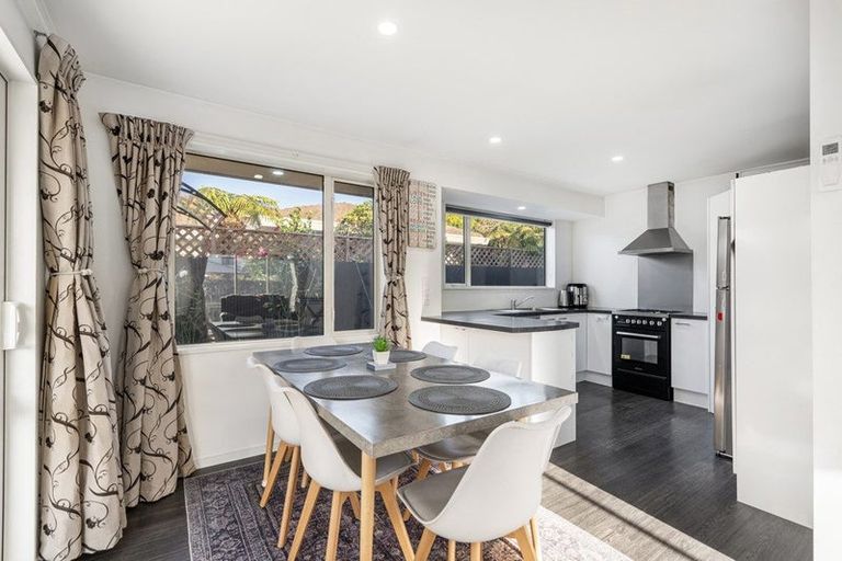 Photo of property in 21a Belfast Road, Belfast, Christchurch, 8051