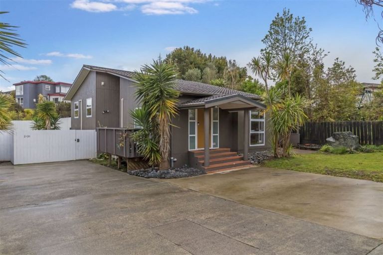 Photo of property in 31 Oteha Valley Road, Northcross, Auckland, 0632