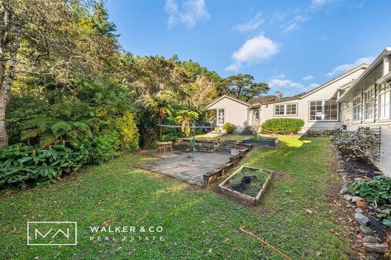 Photo of property in 23/25 Elmslie Road, Pinehaven, Upper Hutt, 5371