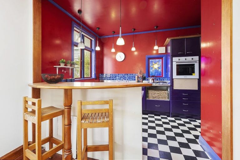 Photo of property in 5 Rakau Road, Hataitai, Wellington, 6021