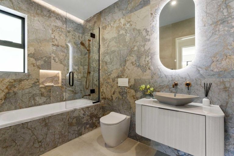 Photo of property in 1/61 Eely Point Road, Wanaka, 9305