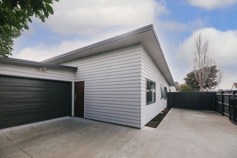 Photo of property in 145 Grey Street, Palmerston North, 4410