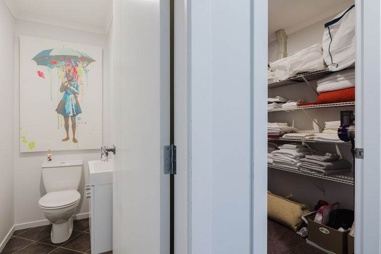 Photo of property in 21 Chamberlain Road, Masterton, 5888