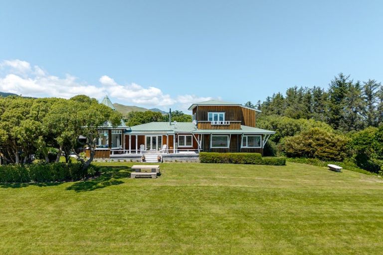 Photo of property in 770 Cape Palliser Road, Whangaimoana, Featherston, 5772