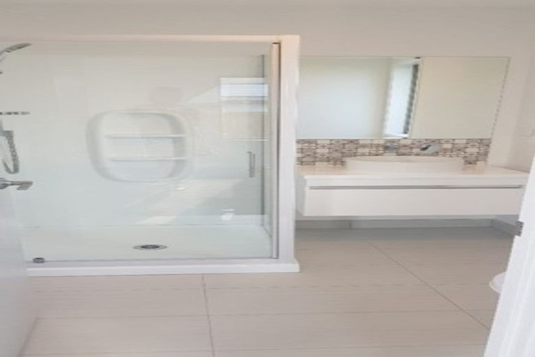 Photo of property in 4 Piripono Crescent, Pukekohe, 2120