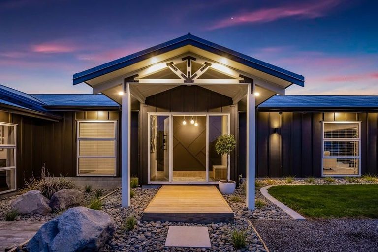 Photo of property in 423 Cardiff Road, Pembroke, Stratford, 4391