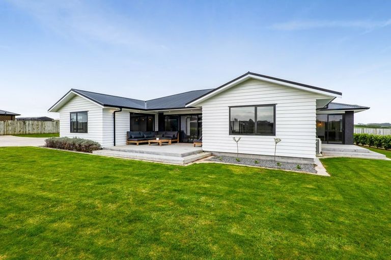 Photo of property in 20a Larlin Drive, Hawera, 4675