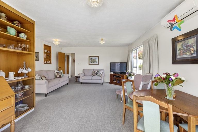 Photo of property in 5a Lees Grove, Wainuiomata, Lower Hutt, 5014