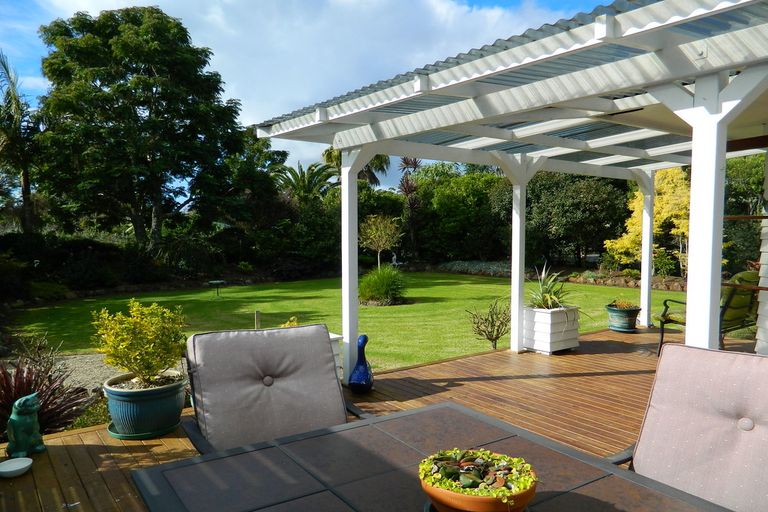 Photo of property in 23b Pa Road, Kerikeri, 0230
