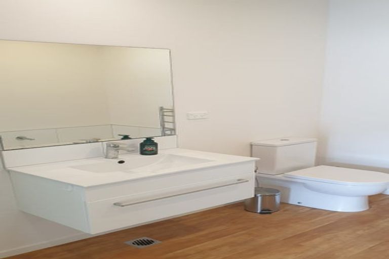 Photo of property in 10/32u Dr Taylor Terrace, Johnsonville, Wellington, 6037