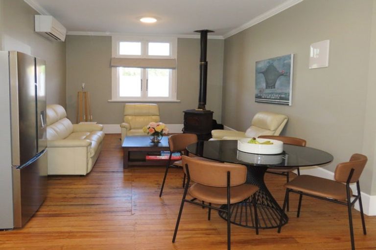 Photo of property in 28 Broadway, Reefton, 7830