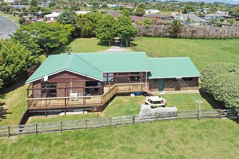 Photo of property in 77 Martyn Street, Waiuku, 2123