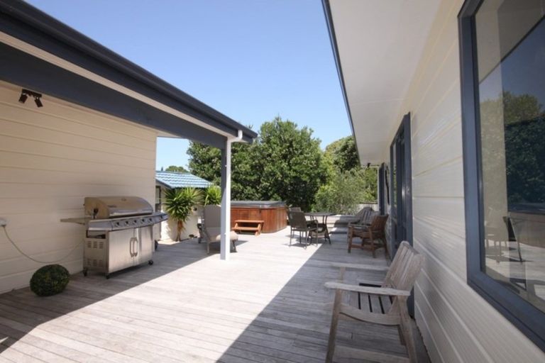 Photo of property in 19 Pitkethley Circle, Pauanui, Hikuai, 3579