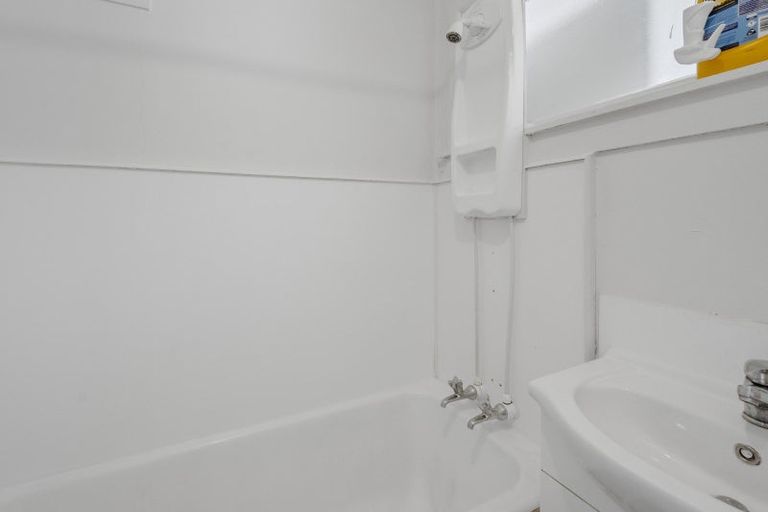 Photo of property in 615a Duke Street, Mahora, Hastings, 4120